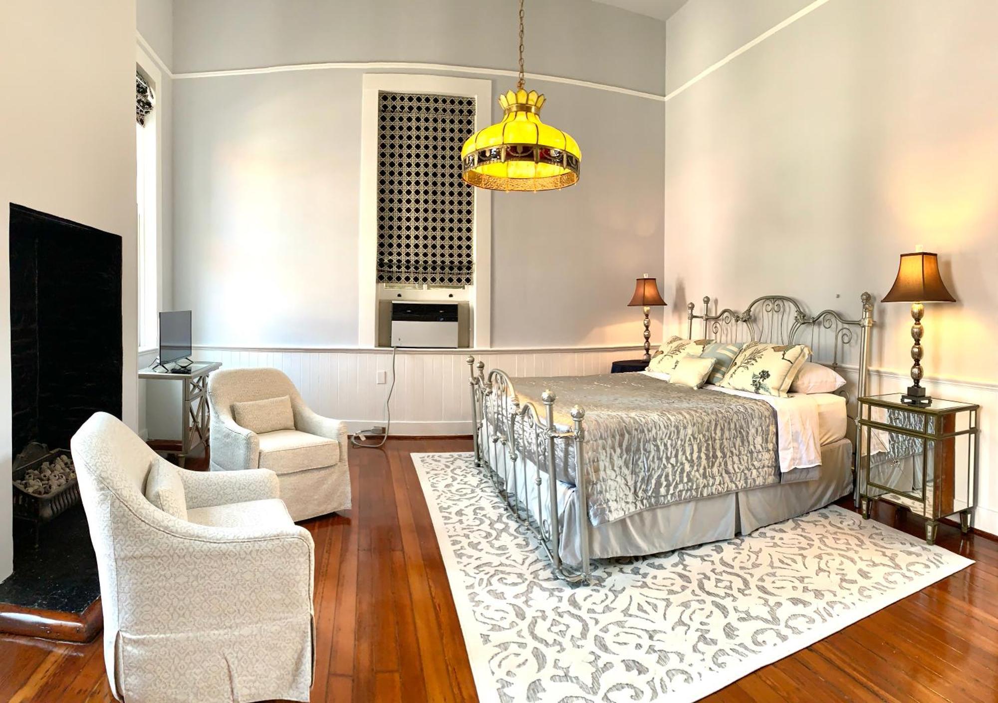 French Quarter Lanaux Mansion Bed And Breakfast Ню Орлиънс Стая снимка
